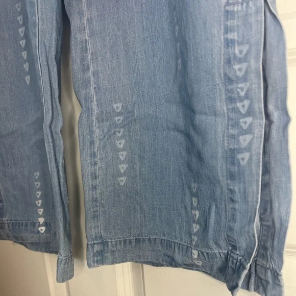 Cloth & Stone Light Denim Flare Jeans - Picture 3 of 9